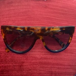 Celine square frames with color block in case